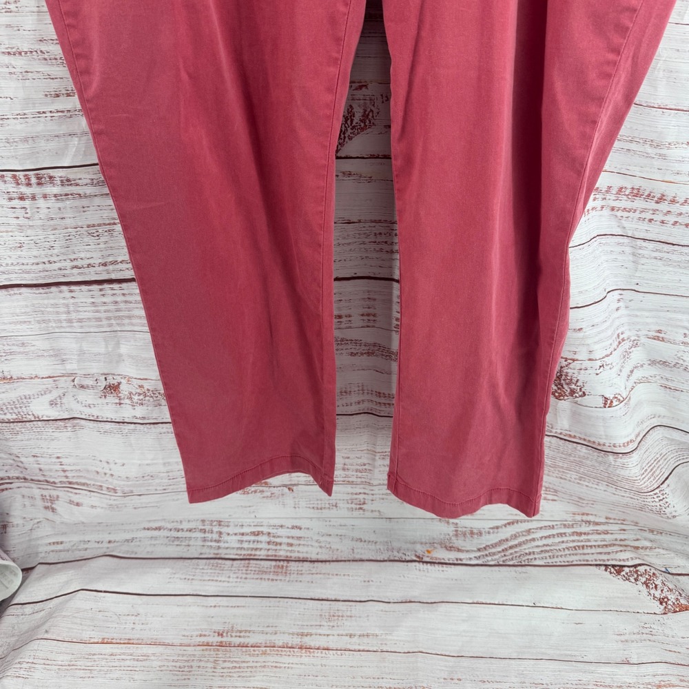 Tommy Bahama Pants Mens Size 42x30 Flat Front Chino Faded Red Pink Straight Leg - Picture 3 of 12